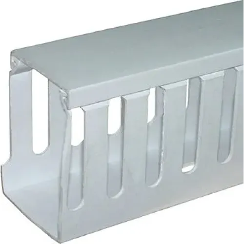 Короб пластиковий перфорований e.trunking.perf.stand.30.50, 30х50мм, 2м Короб пластиковий перфорований e.trunking.perf.stand.30.50, 30х50мм, 2м