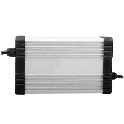 Зарядное устройство для аккумуляторов LiFePO4 72V (87.6V)-4.5A-324W Зарядное устройство для аккумуляторов LiFePO4 72V (87.6V)-4.5A-324W