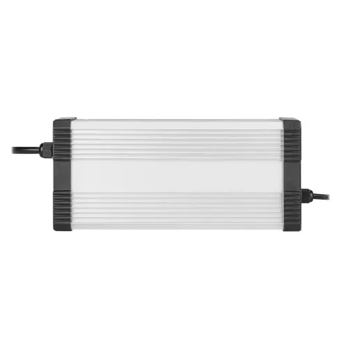 Зарядний пристрій для акумуляторів LiFePO4 72V (87.6V)-10A-720W Зарядний пристрій для акумуляторів LiFePO4 72V (87.6V)-10A-720W