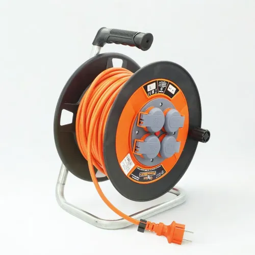 Катушка с кабелем 3х1,5мм² PMP-40315-F-VVF с т/с 40м Bylion Катушка с кабелем 3х1,5мм² PMP-40315-F-VVF с т/с 40м Bylion