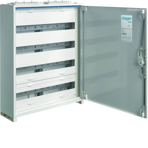 Щит Univers IP44/II 650x550x161мм 104мод. Щит Univers IP44/II 650x550x161мм 104мод.